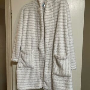 Women’s robe